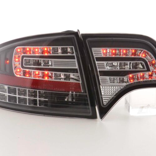 LED Rückleuchten Set Audi A4 Limousine Typ 8E  04-07 schwarz