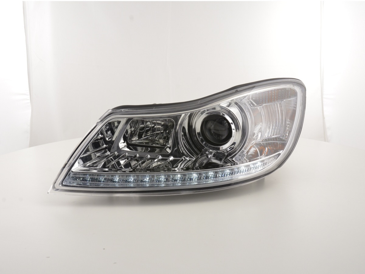 Scheinwerfer Set Daylight LED TFL-Optik Skoda Oktavia ab  2009 chrom